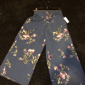 Women’s pants (New)